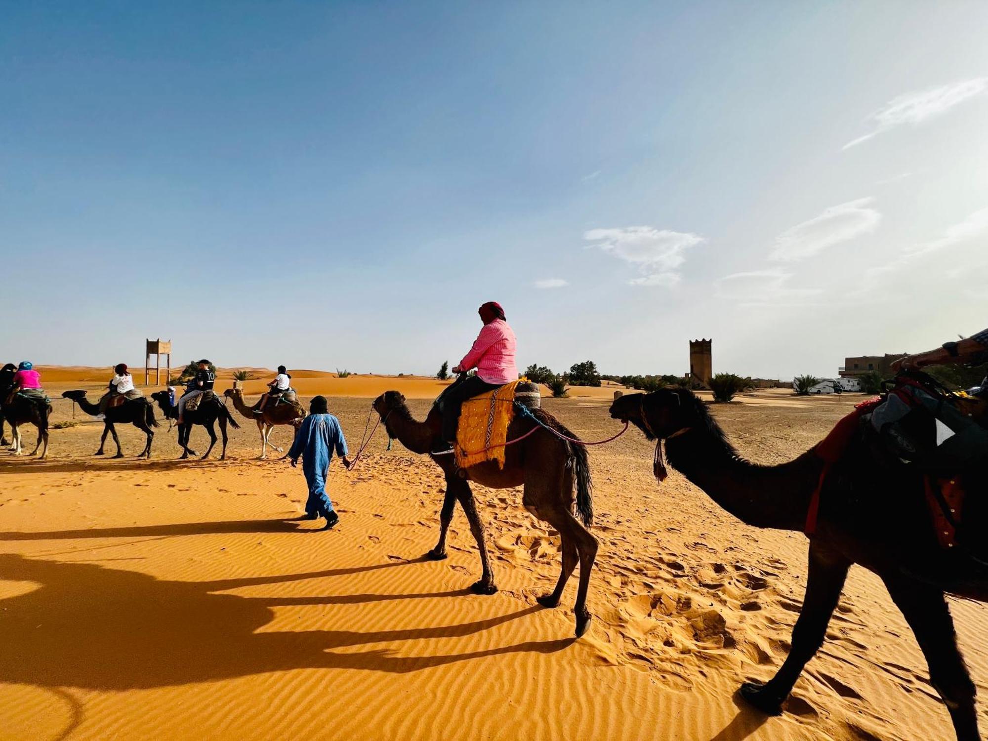 Hotel Camping Les Roses Des Dunes & Piscine Merzouga Eksteriør bilde