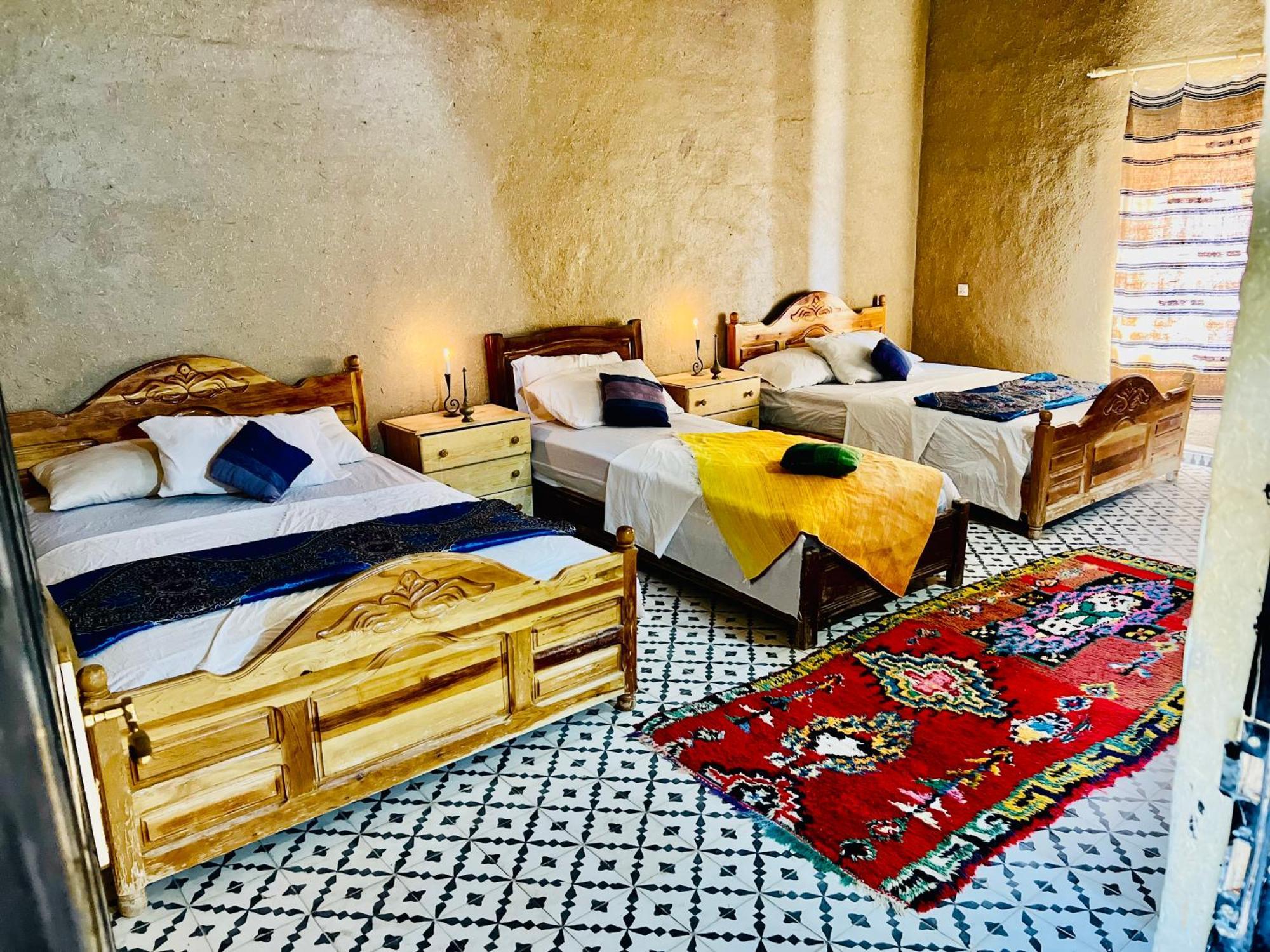 Hotel Camping Les Roses Des Dunes & Piscine Merzouga Eksteriør bilde