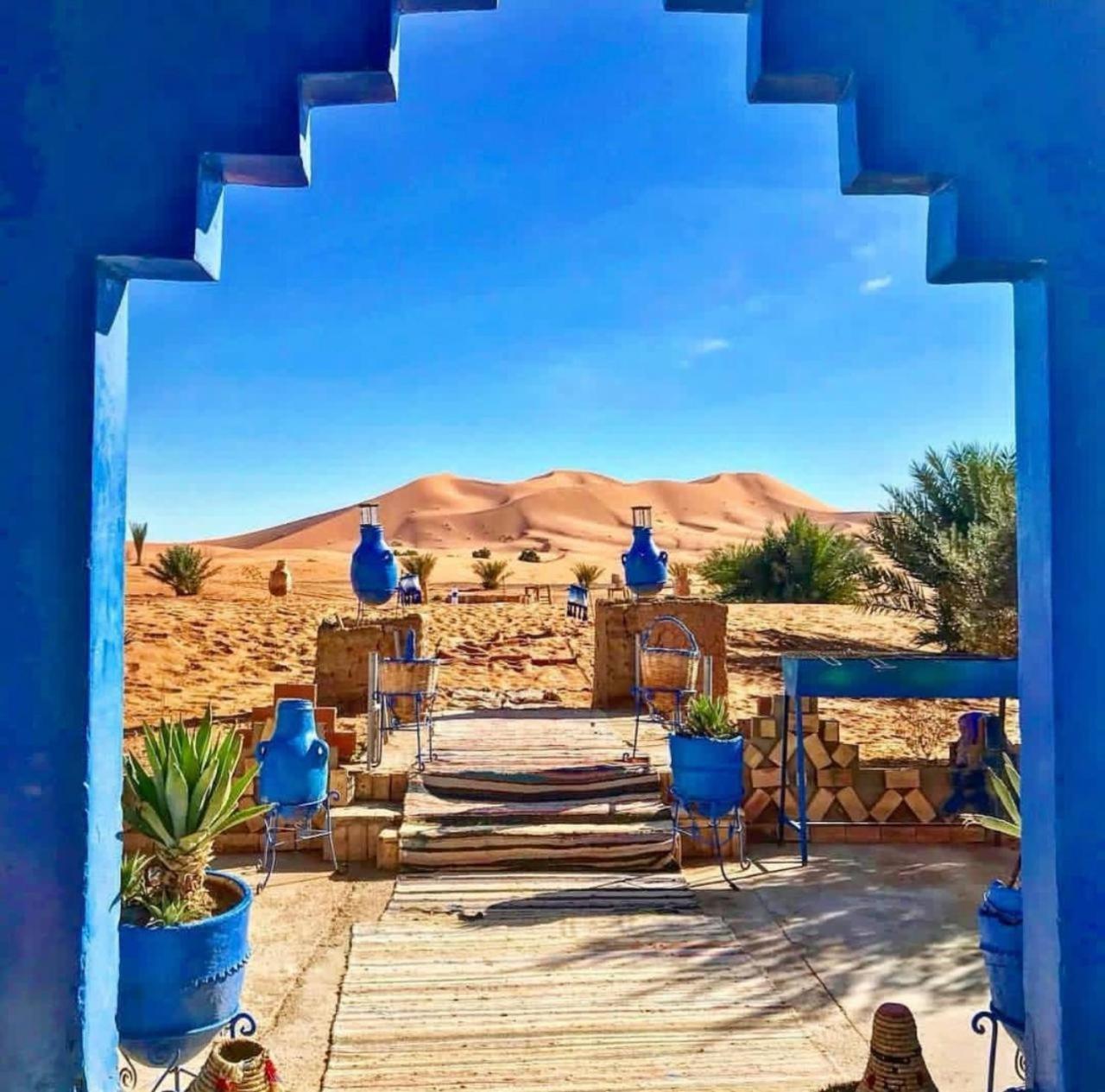 Hotel Camping Les Roses Des Dunes & Piscine Merzouga Eksteriør bilde